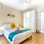 Spacious Coastal Home- Work & Family Friendly * St. Julian's