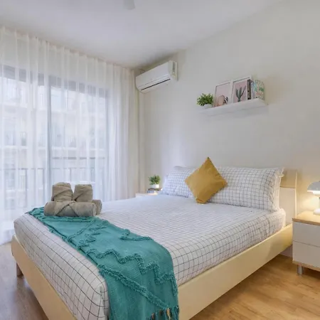Spacious Coastal Home- Work & Family Friendly Lägenhet St. Julian's