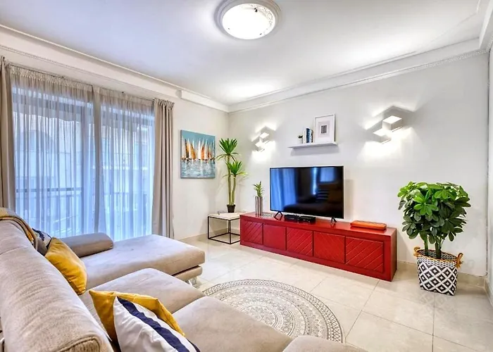 Welcome Home - Spacious Apt By Balluta Bay Appartement San Ġiljan